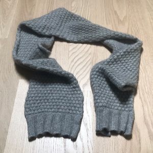 Cashmere scarf